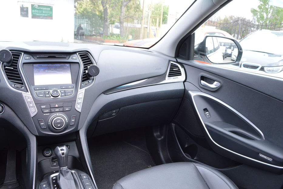 Продам Hyundai Santa FE Grand 6 місць 2015 года в Одессе