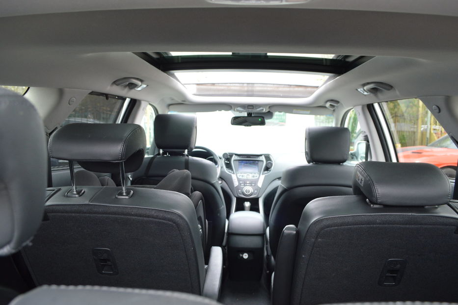 Продам Hyundai Santa FE Grand 6 місць 2015 года в Одессе