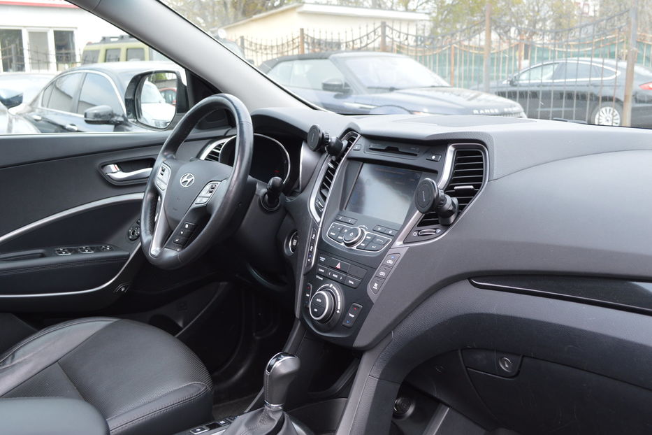 Продам Hyundai Santa FE Grand 6 місць 2015 года в Одессе