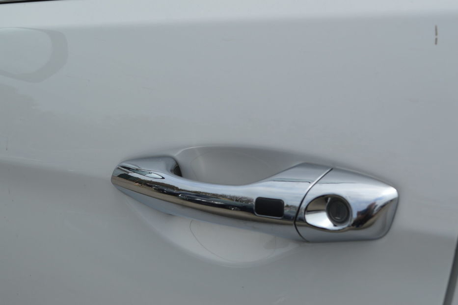 Продам Hyundai Santa FE Grand 6 місць 2015 года в Одессе