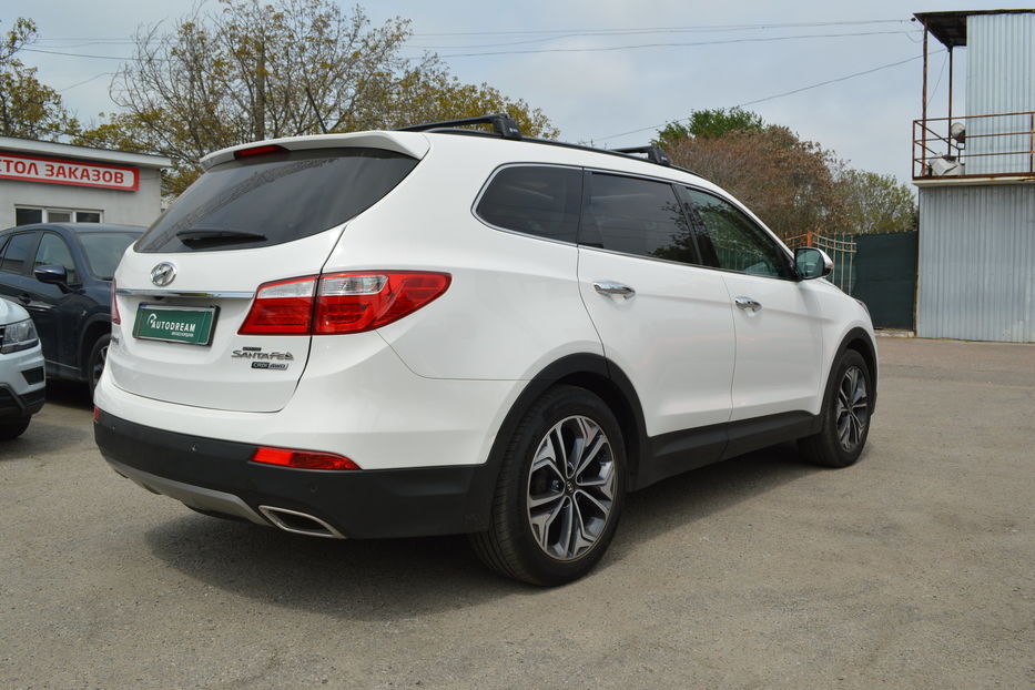 Продам Hyundai Santa FE Grand 6 місць 2015 года в Одессе