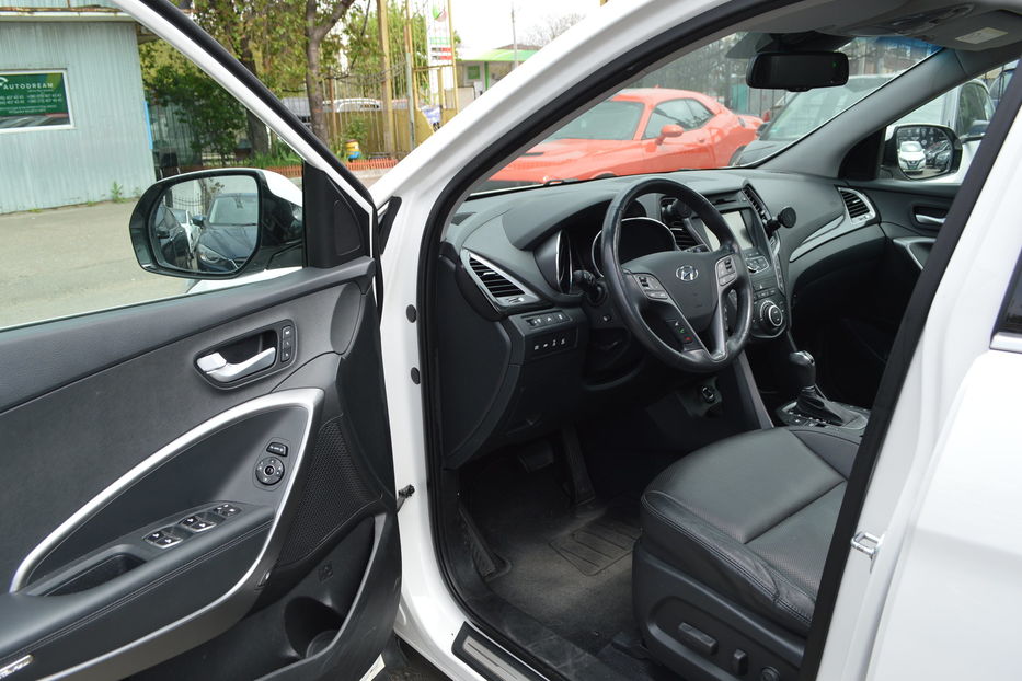 Продам Hyundai Santa FE Grand 6 місць 2015 года в Одессе