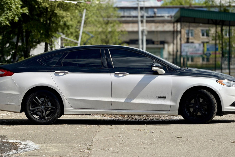 Продам Ford Fusion 2.0 Energi CVT (188 к.с.)   2016 года в Киеве