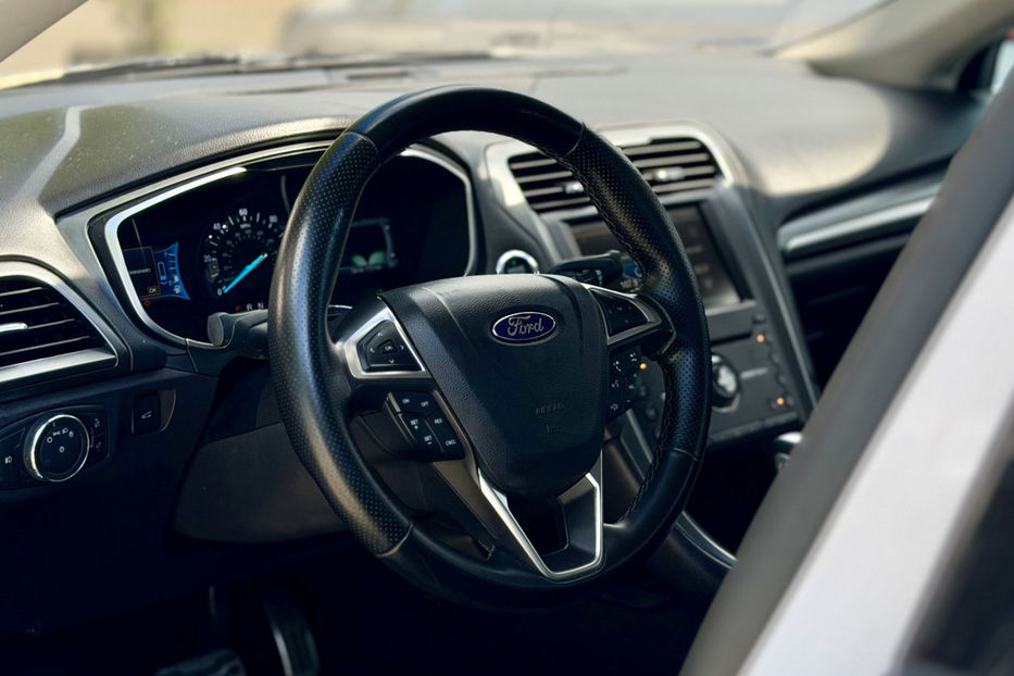 Продам Ford Fusion 2.0 Energi CVT (188 к.с.)   2016 года в Киеве