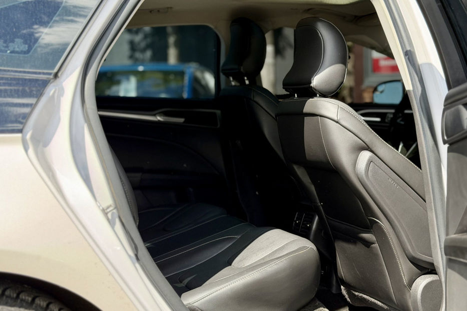 Продам Ford Fusion 2.0 Energi CVT (188 к.с.)   2016 года в Киеве