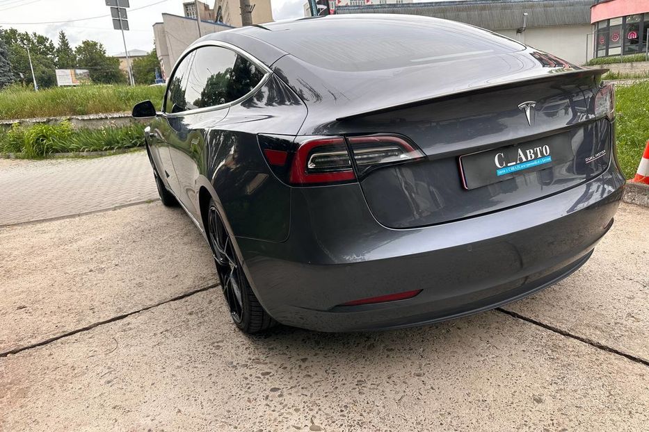 Продам Tesla Model 3 Performance 82.5 кВт·год, 2019 года в Черновцах