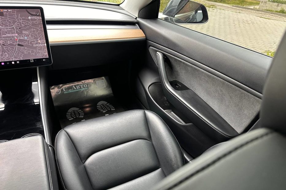Продам Tesla Model 3 Performance 82.5 кВт·год, 2019 года в Черновцах