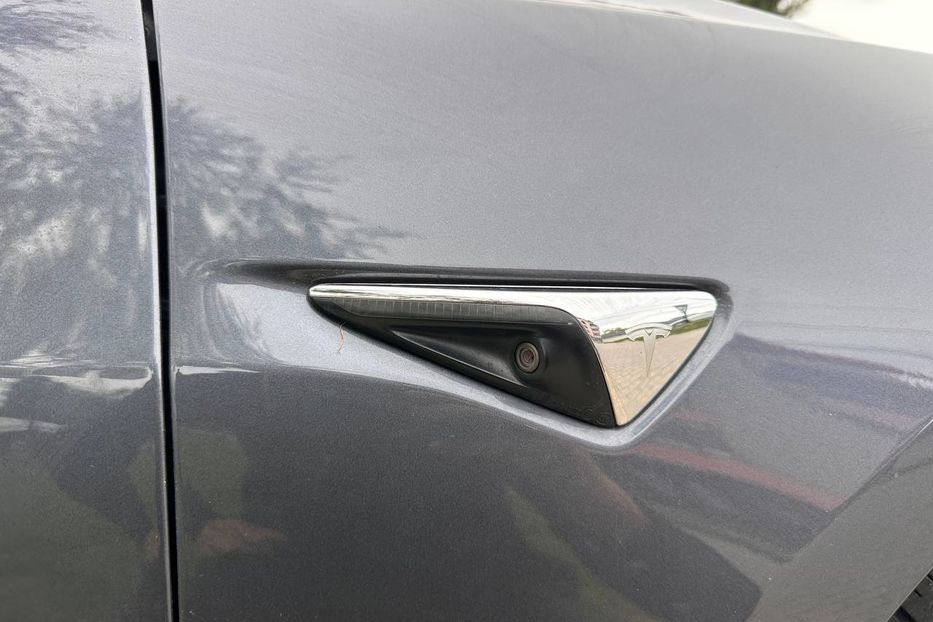 Продам Tesla Model 3 Performance 82.5 кВт·год, 2019 года в Черновцах