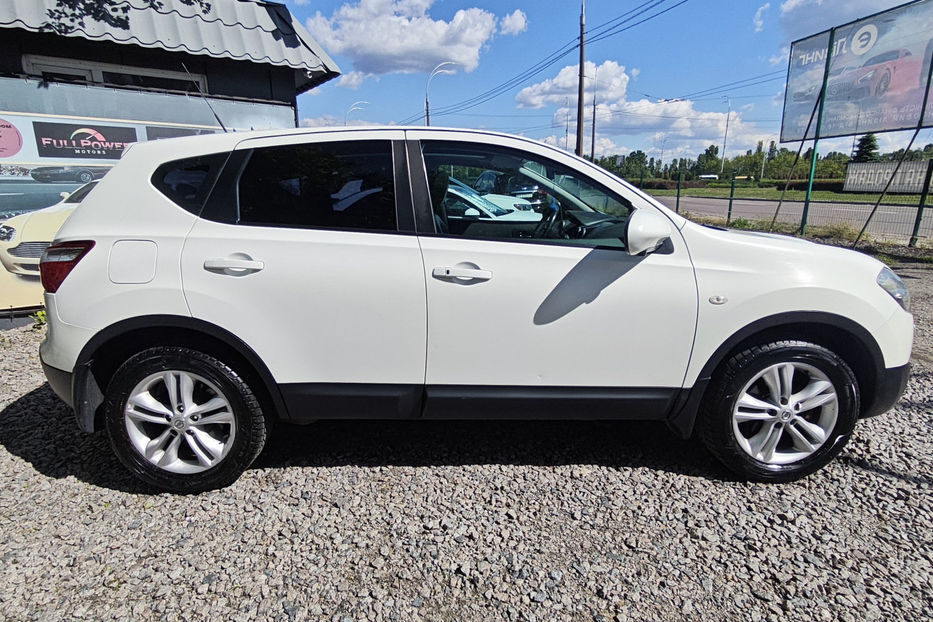 Продам Nissan Qashqai 2.0 CVТ (141 к.с.) 4WD • Bose  2012 года в Киеве