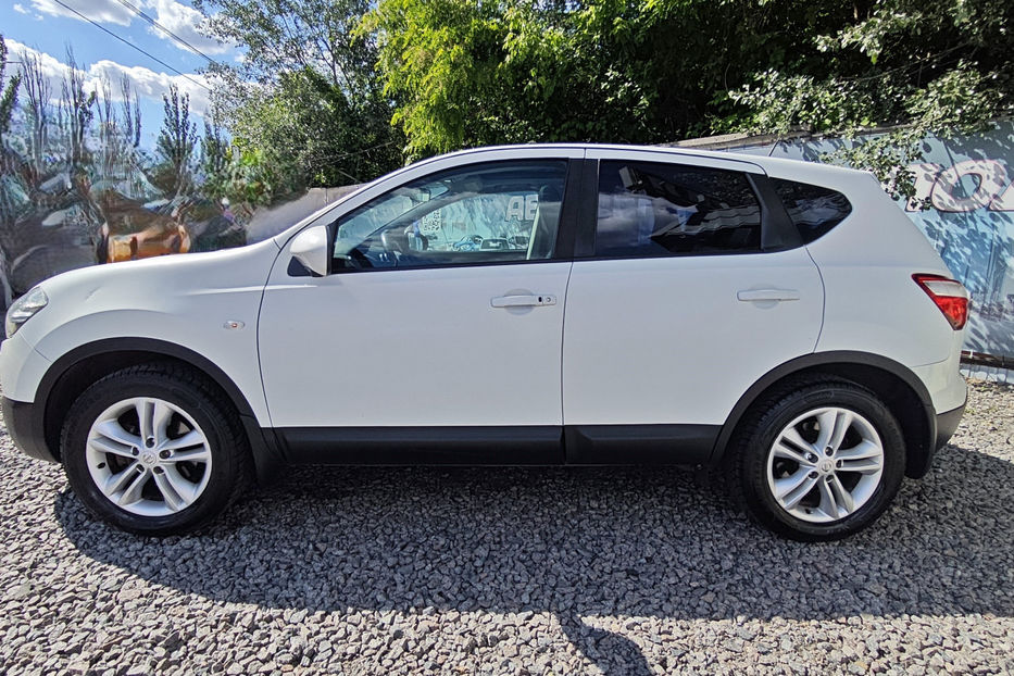 Продам Nissan Qashqai 2.0 CVТ (141 к.с.) 4WD • Bose  2012 года в Киеве