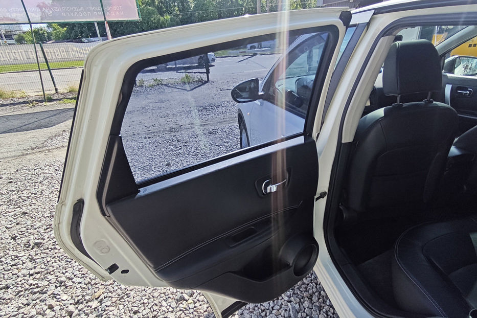 Продам Nissan Qashqai 2.0 CVТ (141 к.с.) 4WD • Bose  2012 года в Киеве