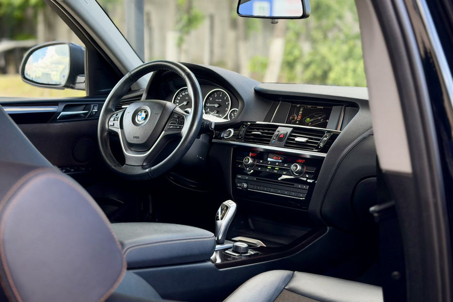Продам BMW X4 20i AT (184 к.с.) xDrive 2016 года в Киеве
