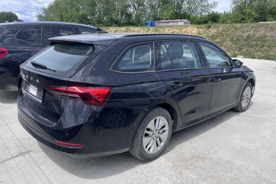 Продам Skoda Octavia A8 2.0d 85kW AUT НЕ ФАРБОВАНА  2022 года в Тернополе