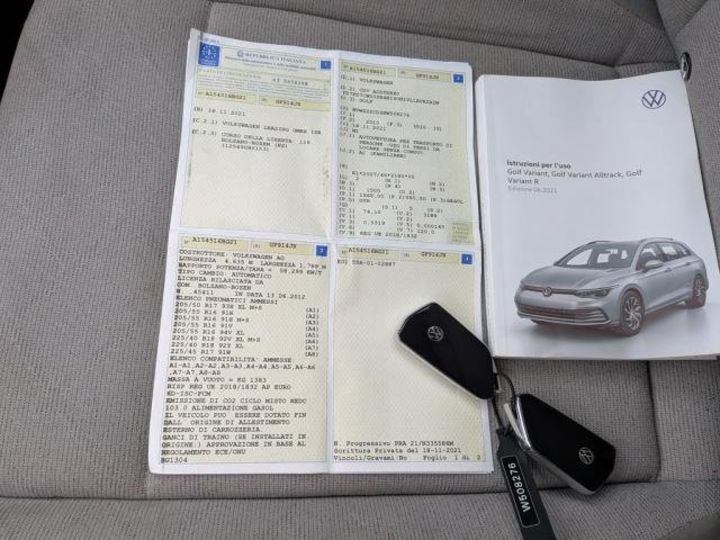 Продам Volkswagen Golf Variant 2.0 TDI LED AUT В ДОРОЗІ 2021 года в Львове