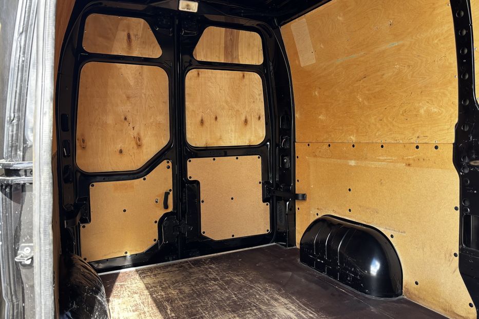 Продам Renault Master груз. L2H2 2016 года в Львове