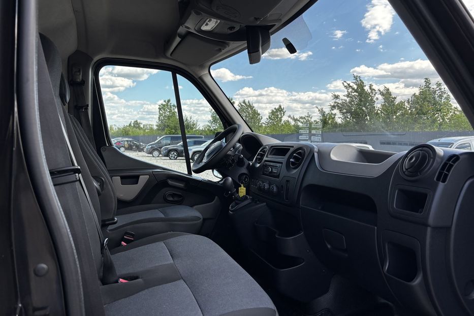 Продам Renault Master груз. L2H2 2016 года в Львове