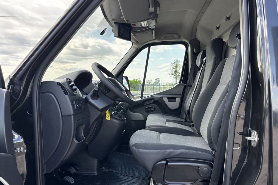 Продам Renault Master груз. L2H2 2016 года в Львове