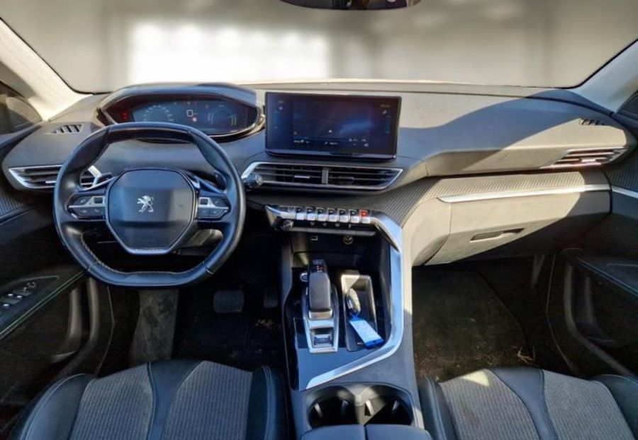 Продам Peugeot 3008 HUBRYD LED В ДОРОЗІ 2021 года в Львове
