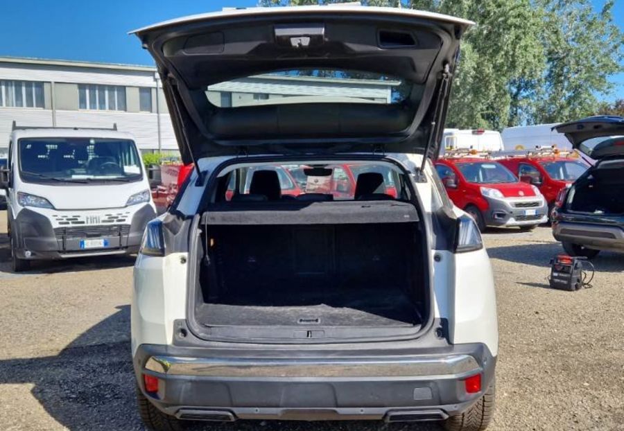 Продам Peugeot 3008 HUBRYD LED В ДОРОЗІ 2021 года в Львове
