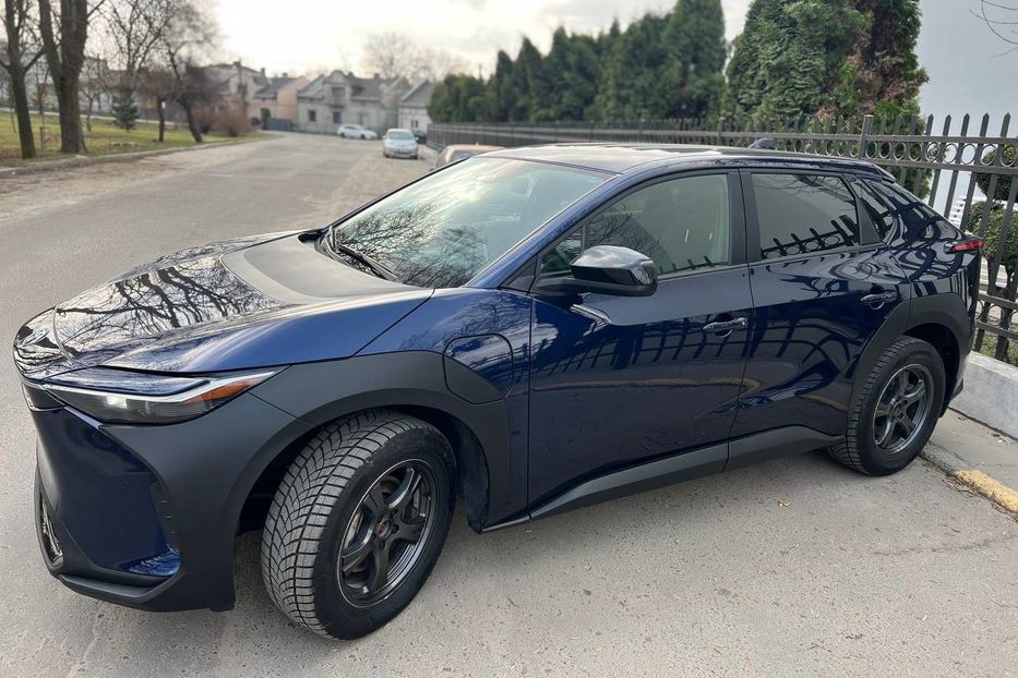 Продам Toyota Rav 4 Toyota bZ4X 2024р. 71.4 kwh 2024 года в Львове