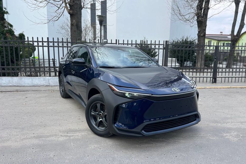 Продам Toyota Rav 4 Toyota bZ4X 2024р. 71.4 kwh 2024 года в Львове