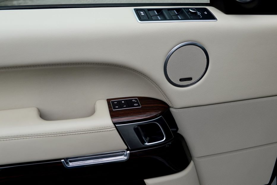 Продам Land Rover Range Rover 2016 года в Одессе