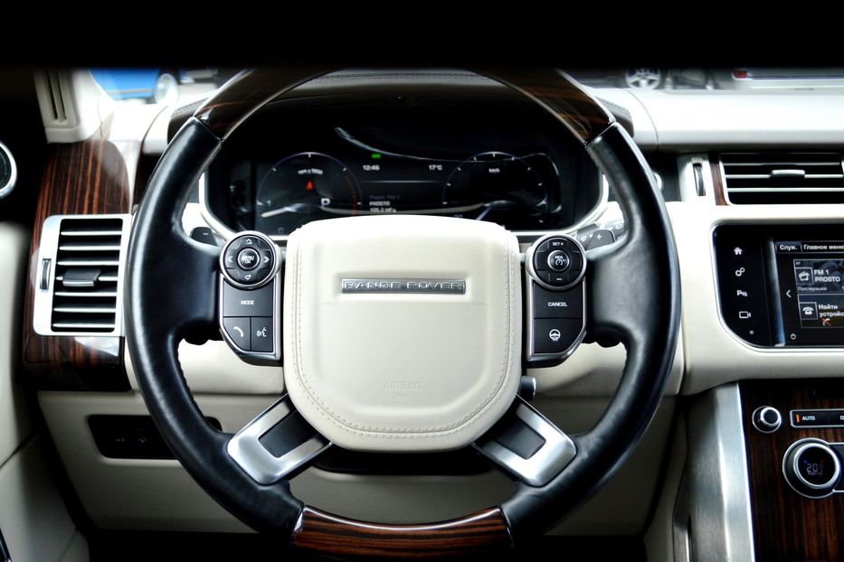 Продам Land Rover Range Rover 2016 года в Одессе