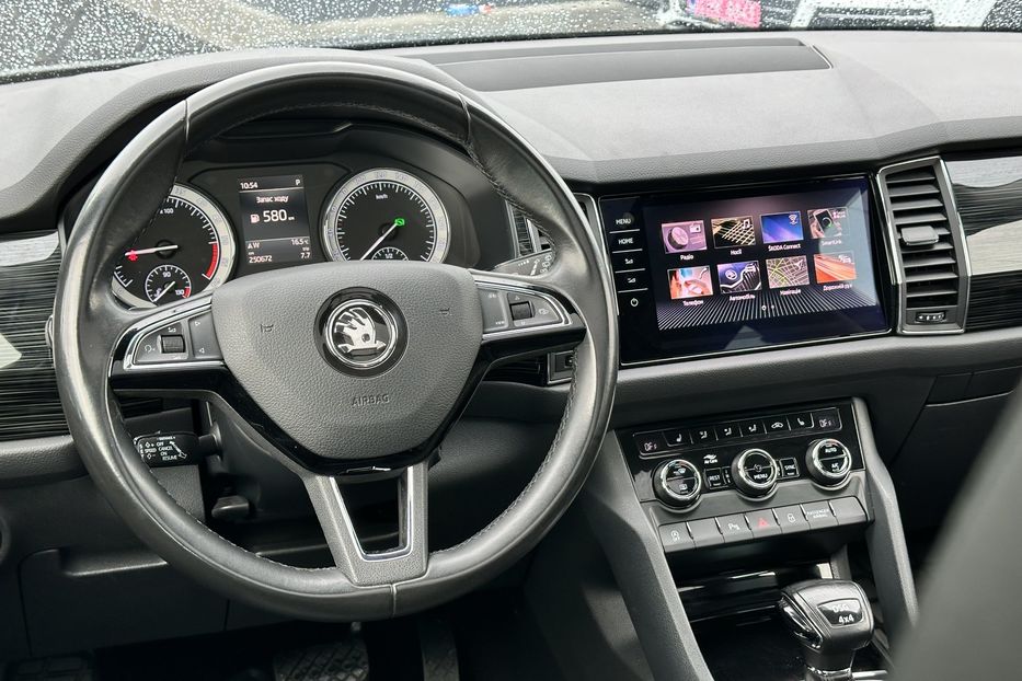Продам Skoda kodiak 2019 года в Луцке