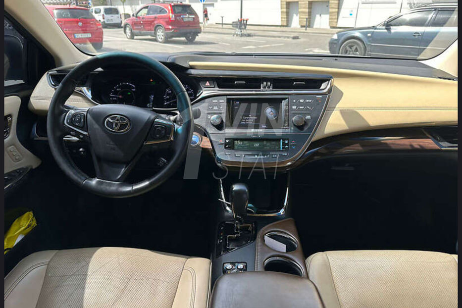 Продам Toyota Avalon 2.5 FHEV CVT (203к.с.)/газ 2014 года в Львове