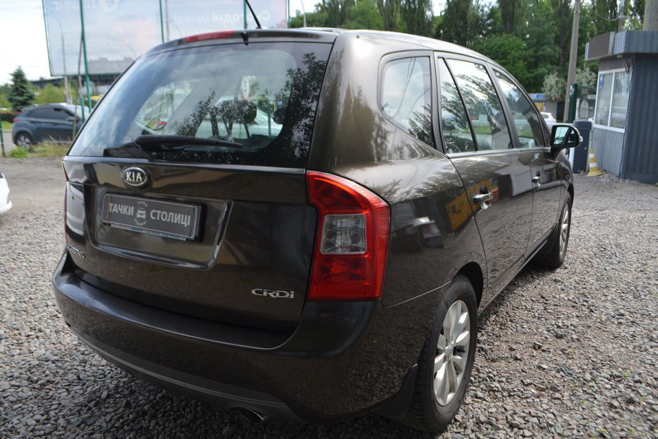 Продам Kia Carens 2.0 MT (140 к.с.) 2011 года в Киеве