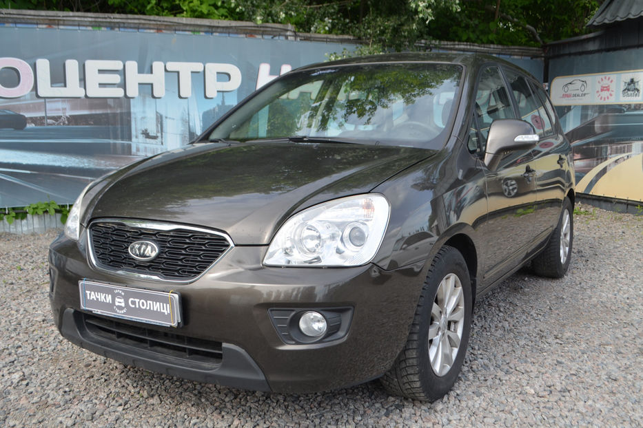 Продам Kia Carens 2.0 MT (140 к.с.) 2011 года в Киеве