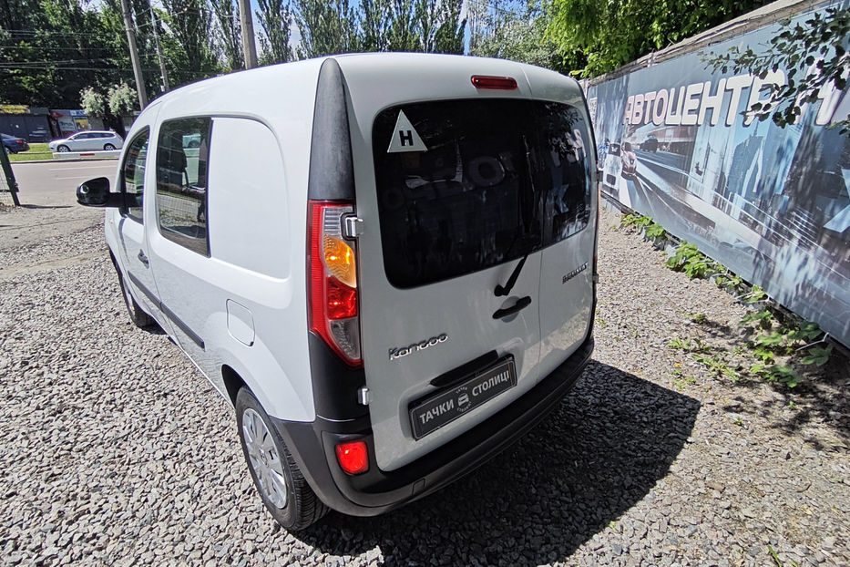 Продам Renault Kangoo пасс. 1.5 dCi MT (110 к.с.) 2014 года в Киеве