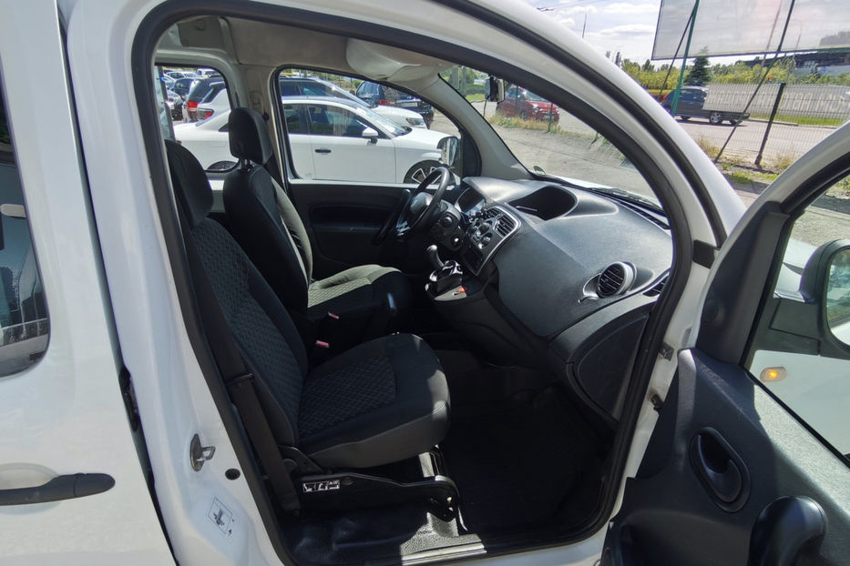 Продам Renault Kangoo пасс. 1.5 dCi MT (110 к.с.) 2014 года в Киеве