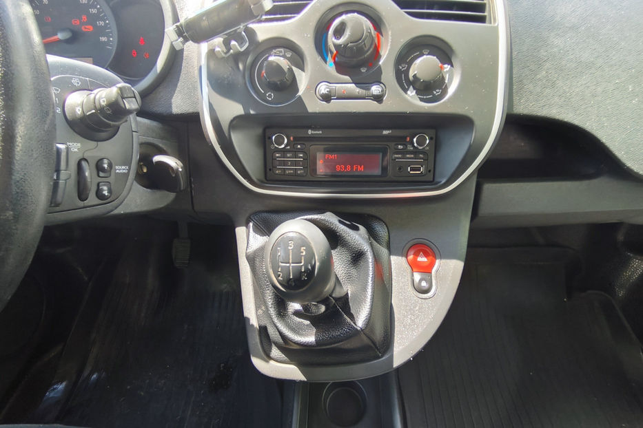 Продам Renault Kangoo пасс. 1.5 dCi MT (110 к.с.) 2014 года в Киеве