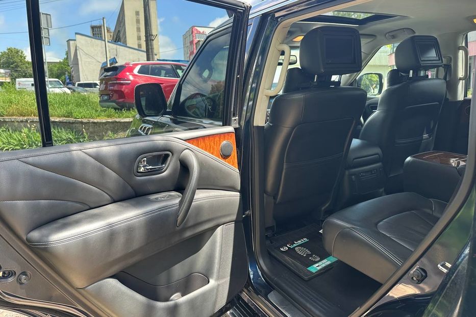 Продам Infiniti QX80 2014 года в Черновцах