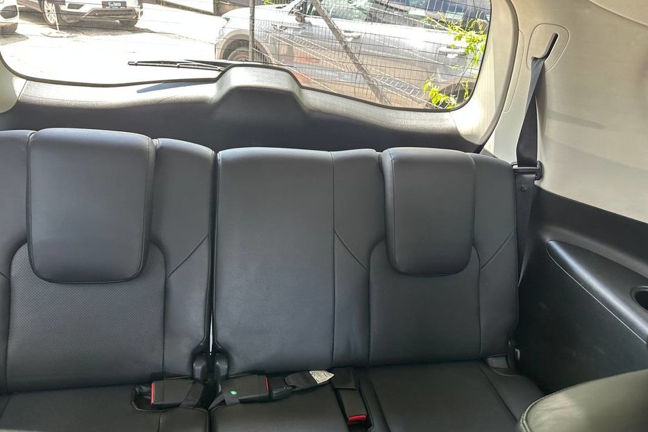 Продам Infiniti QX80 2014 года в Черновцах