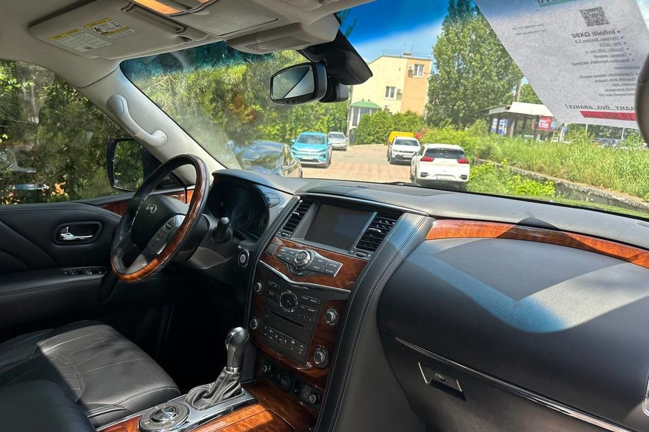 Продам Infiniti QX80 2014 года в Черновцах