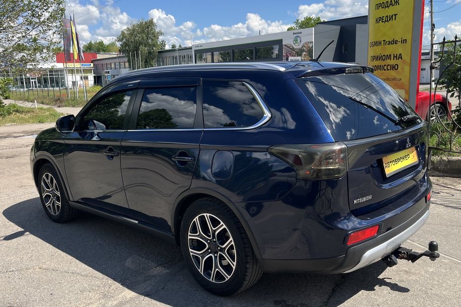 Продам Mitsubishi Outlander Ultimate V6 2015 года в Николаеве