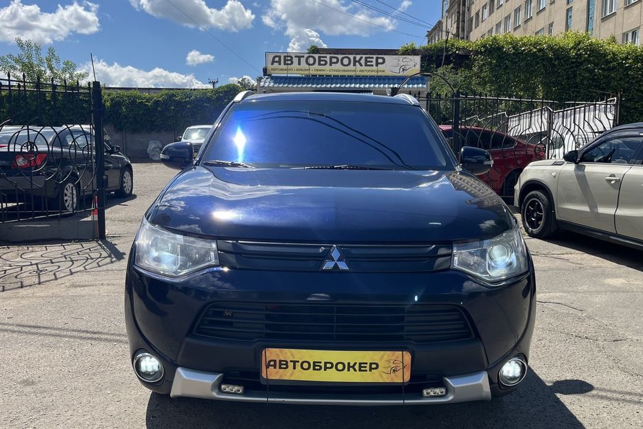 Продам Mitsubishi Outlander Ultimate V6 2015 года в Николаеве