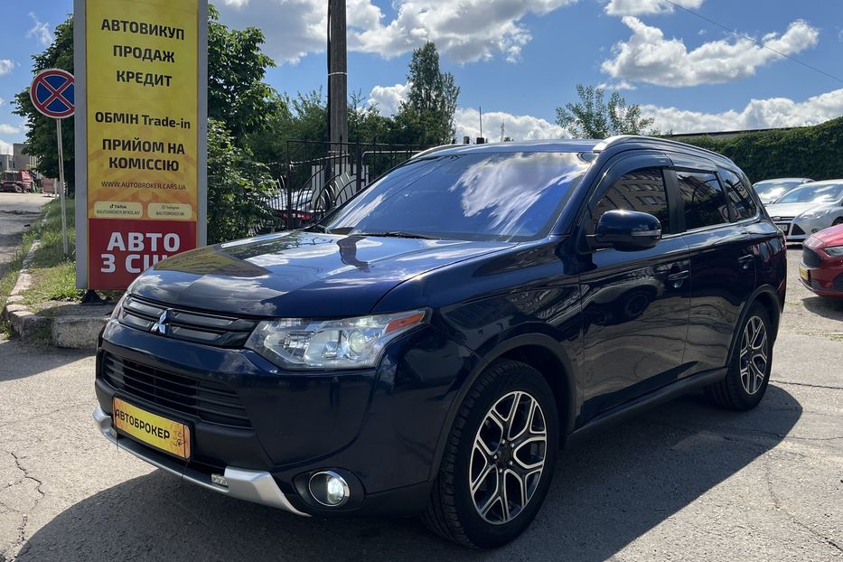 Продам Mitsubishi Outlander Ultimate V6 2015 года в Николаеве