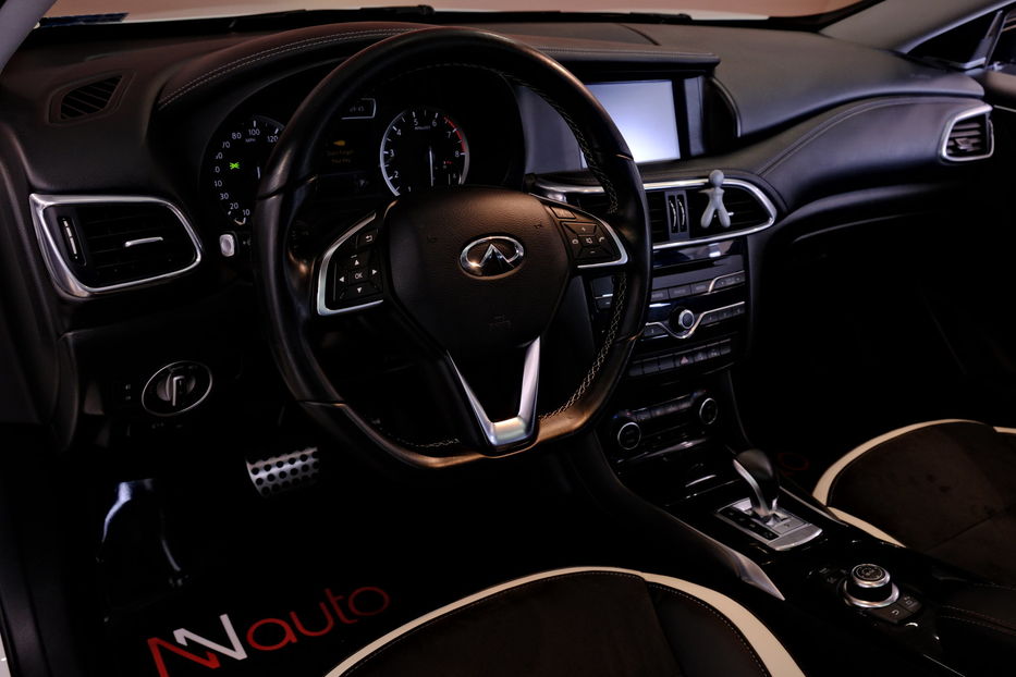 Продам Infiniti QX30 2017 года в Одессе