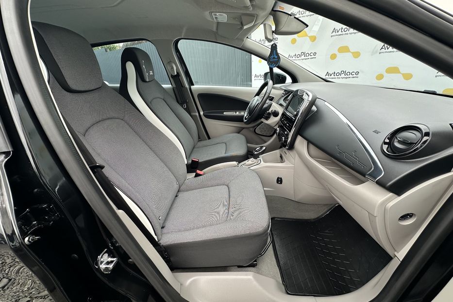 Продам Renault Zoe 2015 года в Луцке