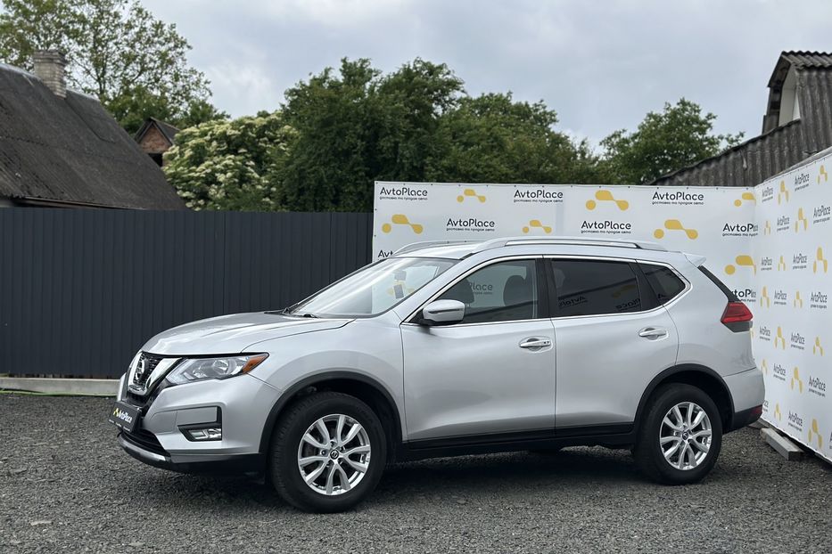 Продам Nissan Rogue SV 2016 года в Луцке