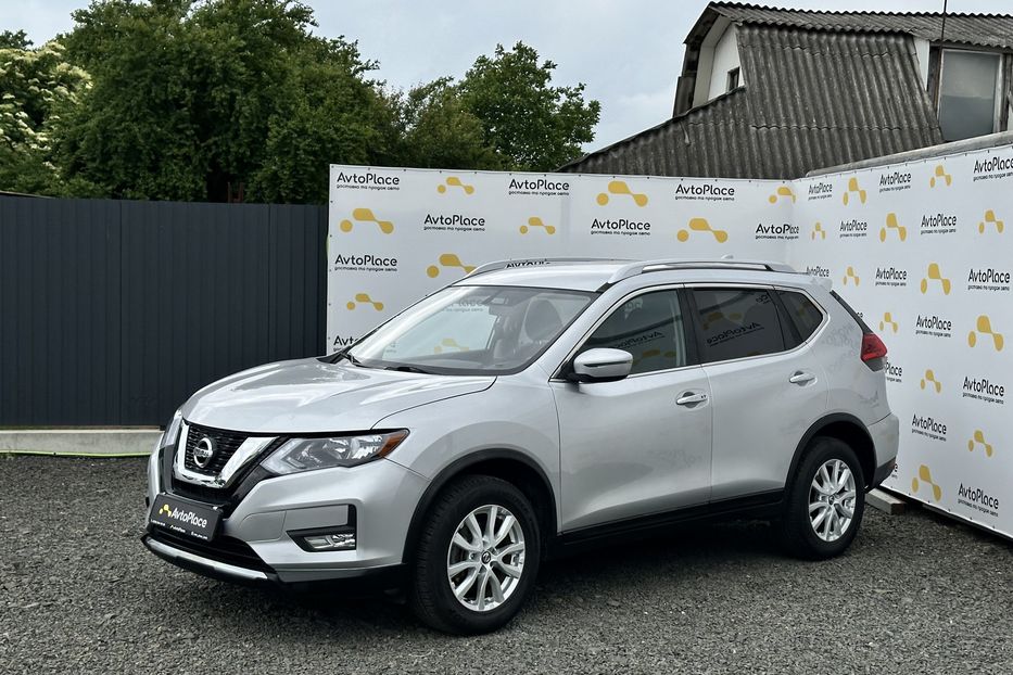 Продам Nissan Rogue SV 2016 года в Луцке