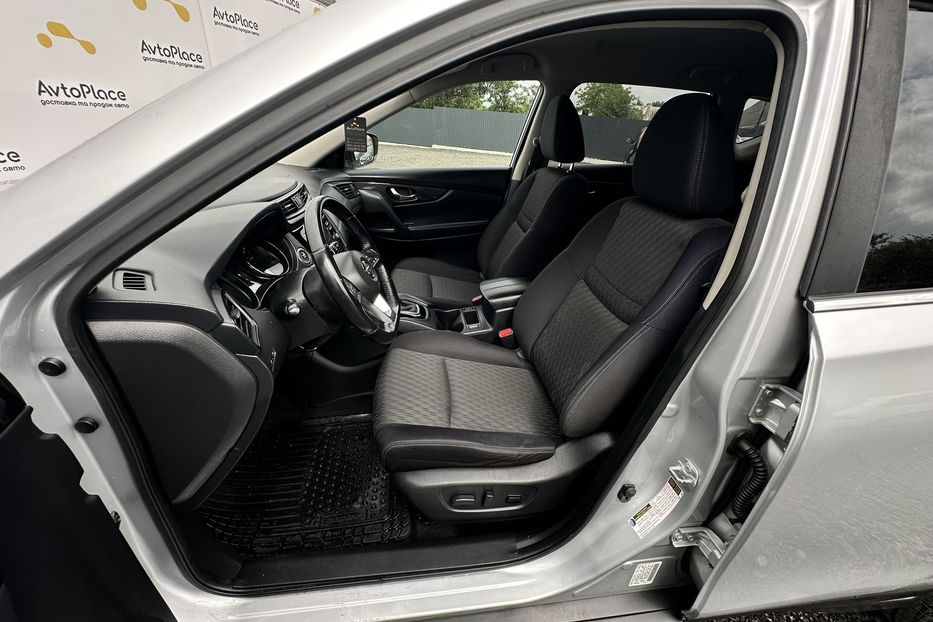 Продам Nissan Rogue SV 2016 года в Луцке