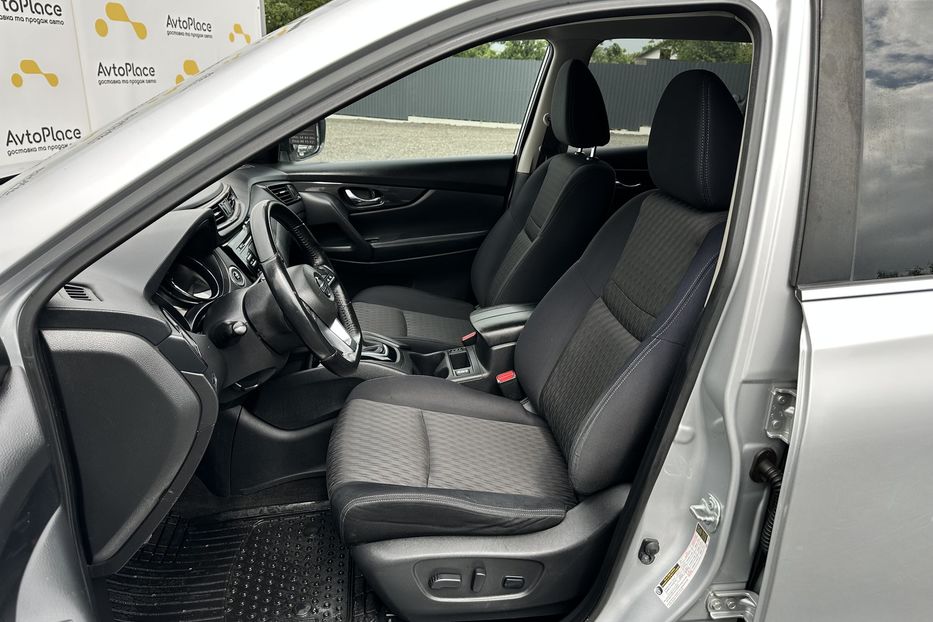 Продам Nissan Rogue SV 2016 года в Луцке