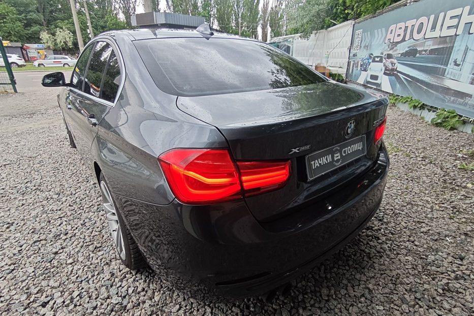 Продам BMW 330 330i Steptronic (252 к.с.)  2017 года в Киеве