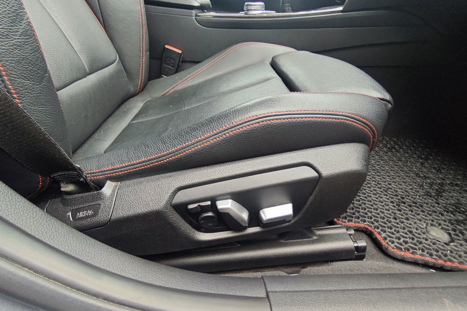Продам BMW 330 330i Steptronic (252 к.с.)  2017 года в Киеве