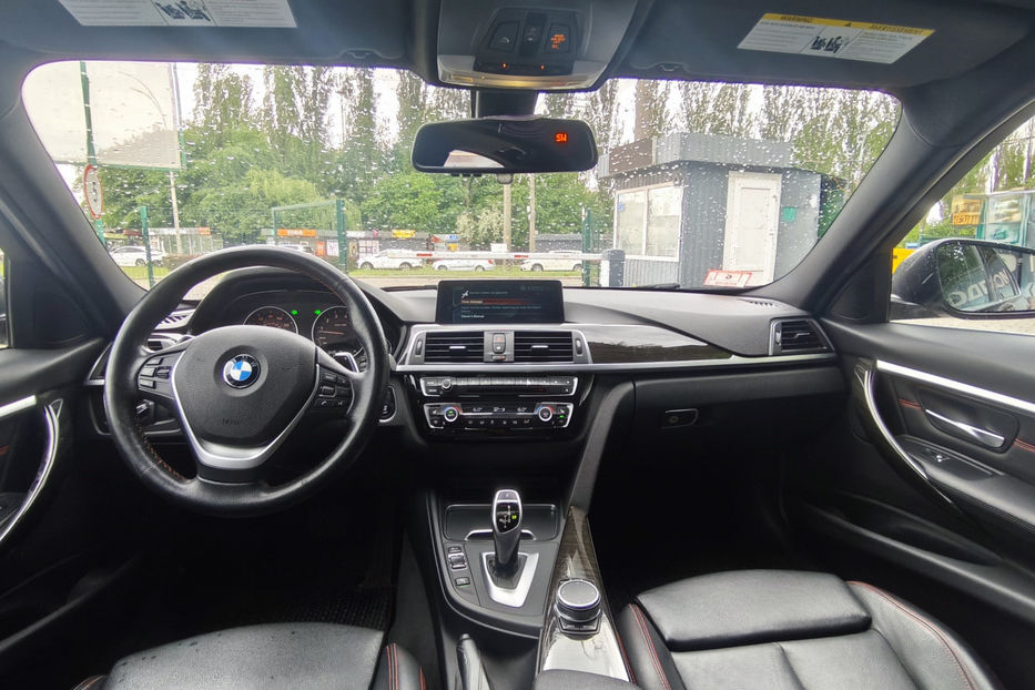 Продам BMW 330 330i Steptronic (252 к.с.)  2017 года в Киеве