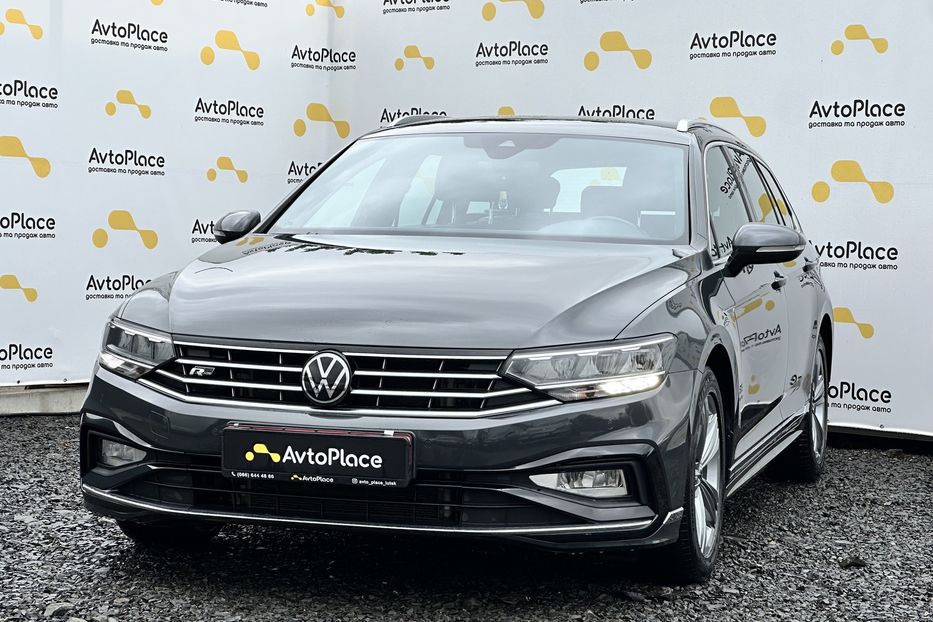 Продам Volkswagen Passat B8 RLine 2021 года в Луцке
